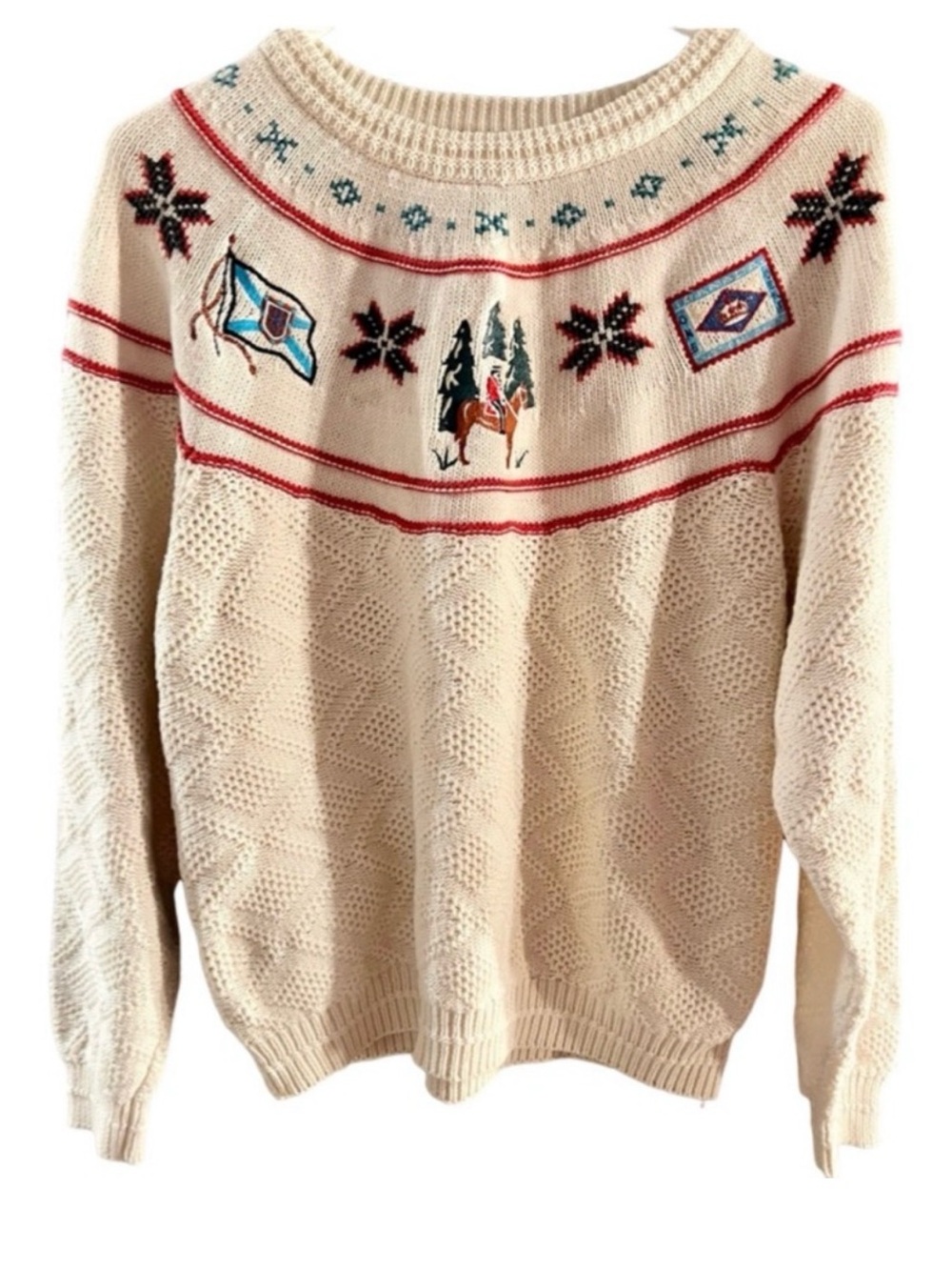 Woolrich Black and Cream Logo Knit Label Canadian Motif / embroidered / vintage